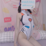 桐桐想吃牛奶 合集下载-[335P_32V_3.29G]-死宅屋