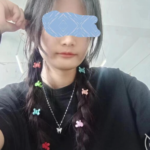 海角社区 我的龙凤胎妹妹 合集下载-[3V-112P-1.11G]-死宅屋