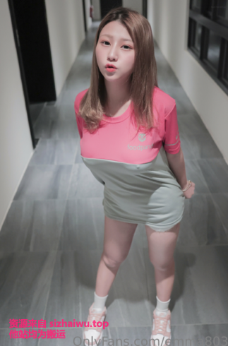 图片[1]-Emma艾瑪說了(@emma803) 合集下载-[103P-56V-1.14G]-死宅屋