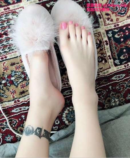 图片[1]-易直播 黑加仑子味 合集下载-[1841P-92V-10.9G]-死宅屋