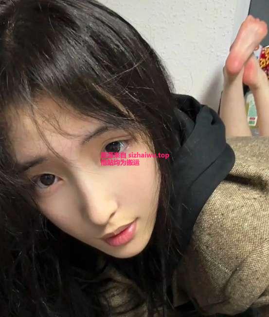 图片[3]-张人o 抖音12万粉丝网红在校美女大学生 合集下载-[4.28G]-死宅屋