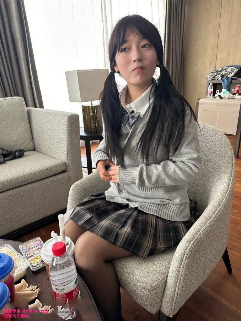 【悬赏】求这个妹子的全套视频，或者搜索关键词-求物区论坛-综合区-死宅屋
